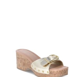 Women Size 8 Time and Tru Metallic Gold Wedge Sandals